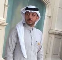 أحمد زكي مديراً للمبيعات